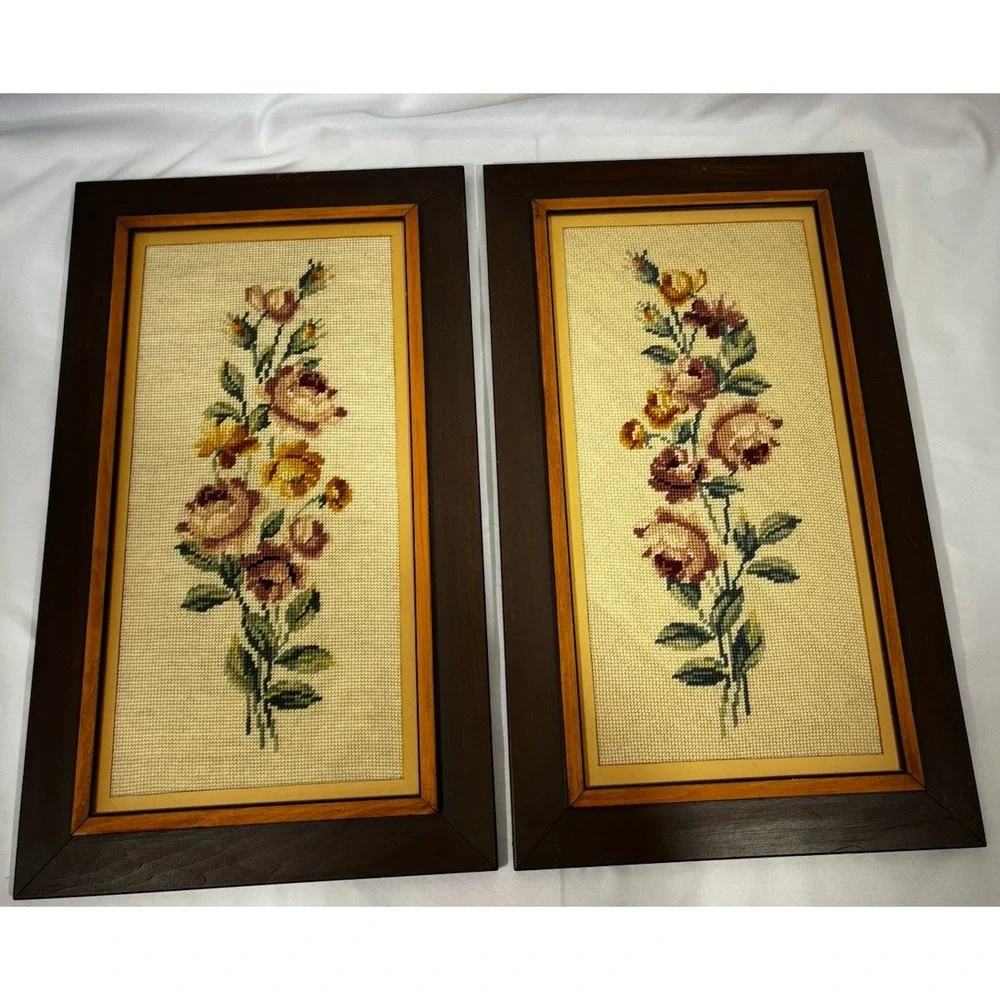 🌹Set Of 2 Vintage Handmade completed Needlepoint Framed Roses Floral Bouquet